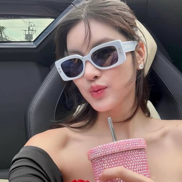 Dior DIORPACIFIC S1U 80B0 Sunglasses Shiny Blue/White Rectangle Frame, Blue Lens main image 5